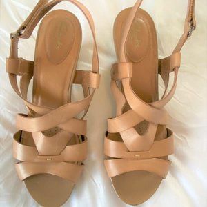 Clarks Artisan Leather Strappy Wedge Sandal 10M